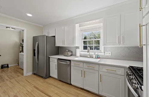Conestee House | Inviting 4BR Home: Pool, Screen Porch & Fenced Yard