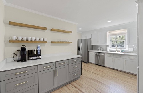 Conestee House | Inviting 4BR Home: Pool, Screen Porch & Fenced Yard