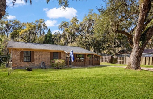 Port Royal House | Pet-Friendly Retreat: Steps from the Beach & Parris Island