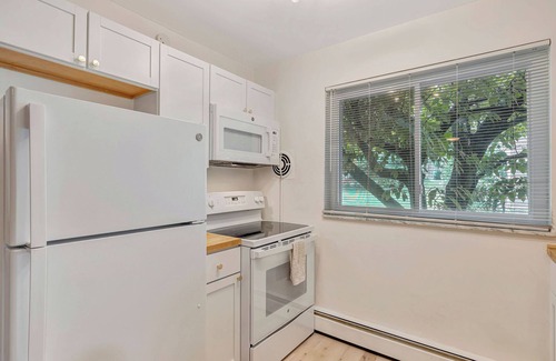 Westwood Apartment | Pet-Friendly Getaway: Updated 1Bed/1Bath for Extended Stays