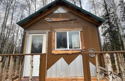 Willow Cabin | Discover Pet-Friendly King Fisher Cabin Near Talkeetna