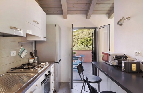 Olivastri Apartment | Pet-Friendly Apartment with Mountain View & Terrace Amenities