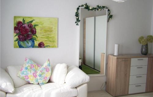 Waltershausen Apartment | Inviting Apartment in Waltershausen-Fischb for Families
