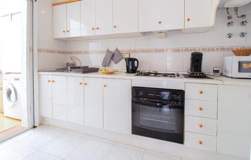 San Luis Apartment | Pet-Friendly 2 Bedroom Apartment with Pool in Torrevieja
