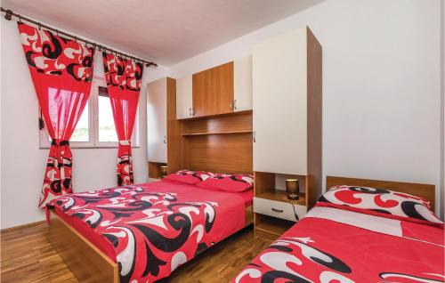 Dinjiska Apartment | Cozy 1 Bedroom Pet Friendly Apartment in Dinjiska