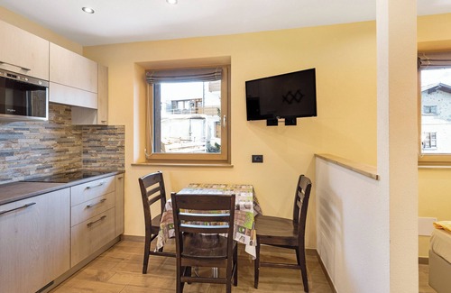 Sant'Anna Apartment | Pet-Friendly Apartment 'Angelina Casa Claudia' with Wi-Fi