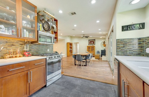 Barton Hills Cottage | Cozy Pet-Friendly Home in Austin with Private Yard