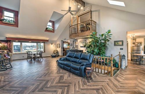 Hanover Park House | Inviting Pet-Friendly Bartlett Farmhouse with Deck Awaits!