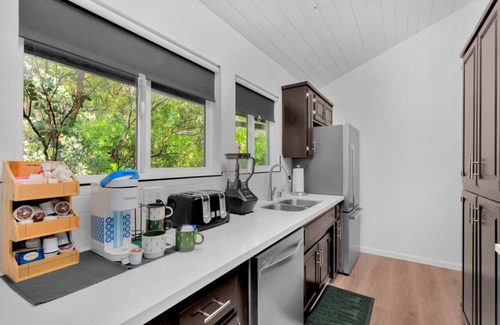 Bass Lake House | Pet-Friendly Bass Lake Cabin with Private Dock & Great Reviews