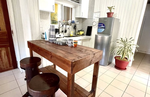 Baguio Apartment | Pet-Friendly Retreat with Pool and Kitchen Amenities