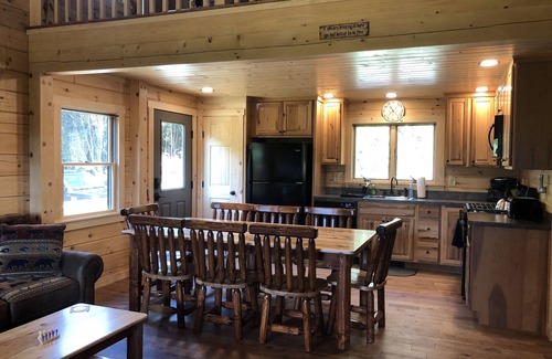 Lyndon Center Cabin | Pet-Friendly Cabin near Kingdom Trails for Outdoor Enthusiasts