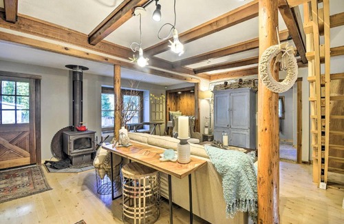 Fox Island House | Family-Friendly Pet Cabin Near Gig Harbor Awaits You!