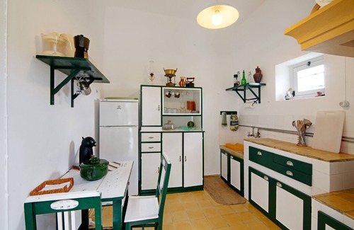Charneca House | Pet-Friendly Colonial Villa with Pool & Shared Terrace