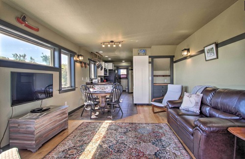 Bynum House | Cozy Pet-Friendly Choteau Townhouse with Gourmet Grill!
