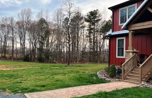 Ether Cottage | Pet-Friendly Cottage Retreat Steps from NC Zoo