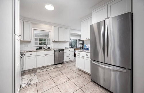 Durham House | Inviting Pet-Friendly Retreat with Fully Fenced Yard