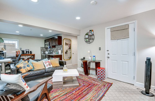 Colesville Condo | Ultimate Pet-Friendly Condo in Silver Spring with Yard