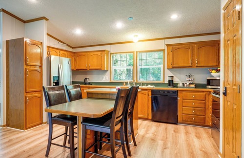 Charlestown House | Pet-Friendly Retreat in Charlestown with On-Site Lake Access