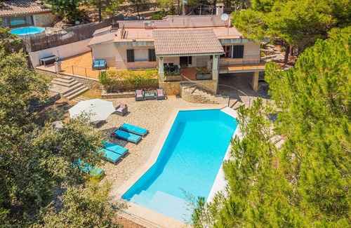 Mancor de la Vall Villa | Discover Pet-Friendly Villa Ses Basses with Pool & Views