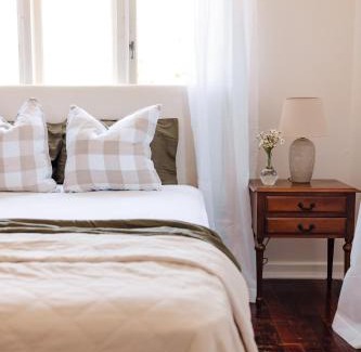Bluff Point House | Family-Friendly Pet Haven in Bluff Point - Rated 8.6/10