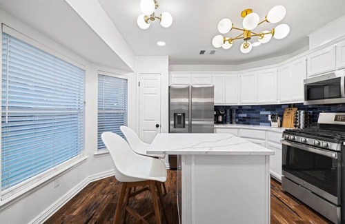 Round Rock House | Pet-Friendly Retreat with Fast WiFi and Private Patio