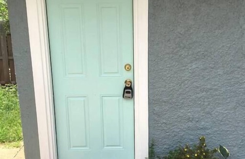 Downtown Omaha House | Discover The Barker Cottage: Ideal for Families & Pets