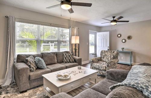 Gulfport House | Pet-Friendly Gulfport Home Steps from the Beach