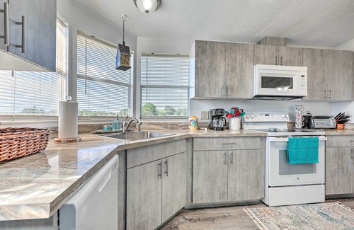 Clewiston House | Pet-Friendly Retreat: 10 Mi to Lake Okeechobee Awaits