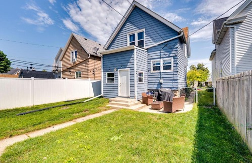 Milwaukee House | Pet-Friendly Retreat - Just 6 Miles from Downtown Milwaukee!