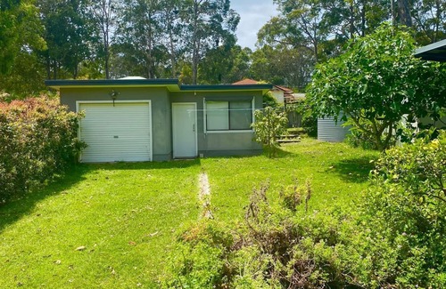 South Durras House | Pet Friendly Retreat with Ocean Views in South Durras
