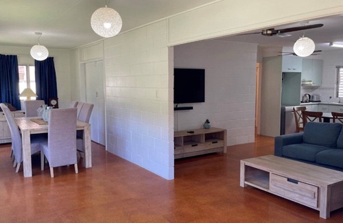Woorim House | Pet Friendly Home with Top Notch Amenities & Great Reviews