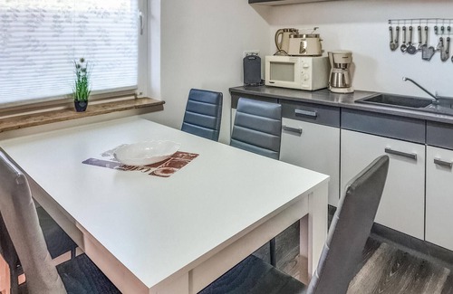 Lubmin House | Discover Relaxation at Cozy Seaside Resort Lubmin Home
