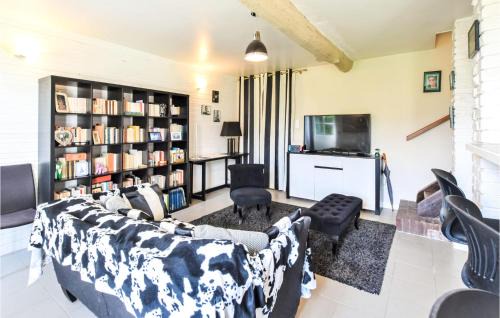 Le Mesnil-Esnard House | Pet-Friendly Getaway in Le Mesnil-Esnard with Wifi