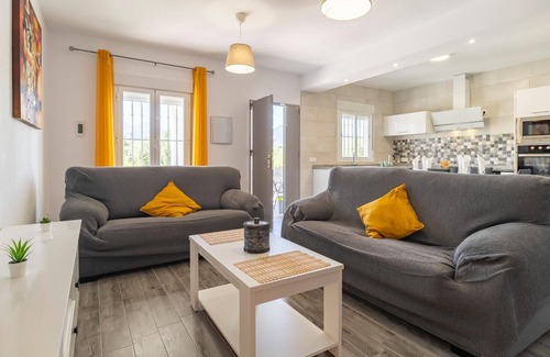 Algodonales House | Relaxing Getaway in a Cozy Vacation Home with Pool