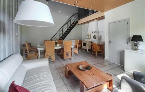 As House | Pet-Friendly Retreat in As with Free Wifi for the Whole Family
