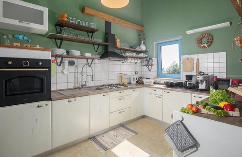 Krasica House | Spacious 4 Bedroom Oasis in Buje with Private Pool