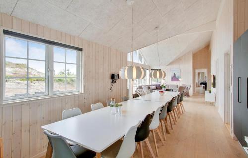 Henne Strand House | Relaxing Retreat in Henne with Sauna & Pool Access