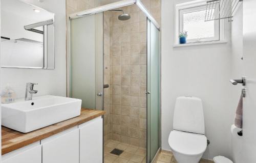 Hvalpsund House | Inviting Home in Fars with Kitchen, Pet and Child Friendly