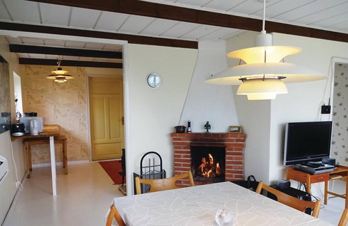 Margretetorp House | Charming Countryside Cottage with Beautiful Terrace & Fireplace
