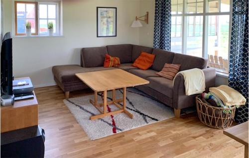 Margretetorp House | Inviting Pet-Friendly Retreat in Hjrnarp with Wifi