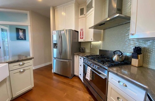 Kanab House | Pet-Friendly Retreat in Kanab's Tranquil Neighborhood