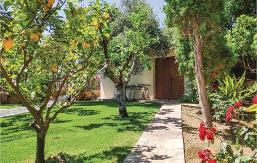 Kato Diminio House | Comfortable Kiato Retreat with Wifi and Pool Access