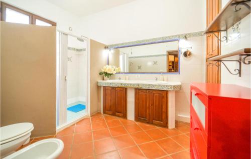 Menfi House | Beautiful Home in Menfi with Outdoor Pool and Pet Friendly