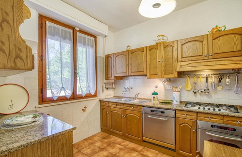 Murlo House | Spacious 4 Bedroom Getaway in Murlo with Private Pool