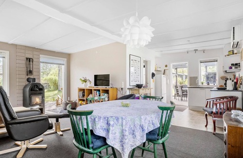 Saksild Strand House | Relaxing Oceanfront Vacation Home with Spa & Pet-Friendly Perks