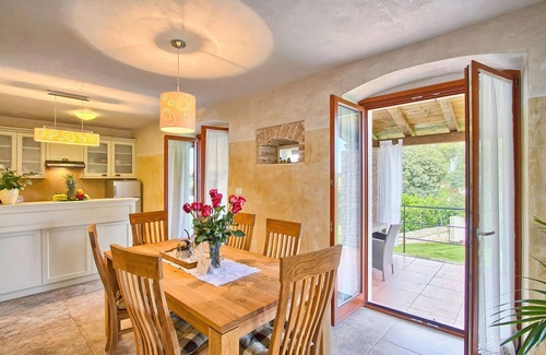 Jezenj House | Explore Family-Friendly 2 Bedroom Stay in Pazin