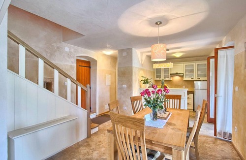 Jezenj House | Explore Family-Friendly 2 Bedroom Stay in Pazin