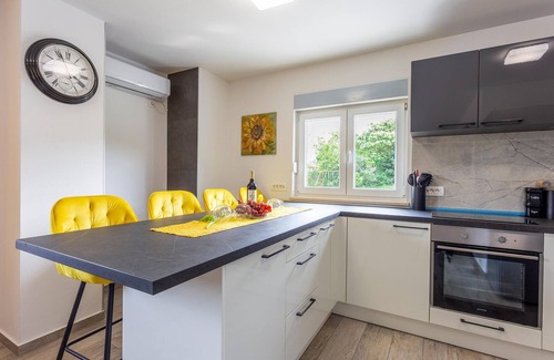 Pomer House | Explore Family-Friendly 2 Bedroom Accommodation in Pula