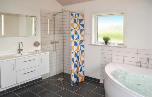 Skjern House | Family-Friendly Pet Haven in Skjern with Kitchen Access
