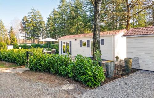 Vorden House | Cozy Pet Friendly Retreat in Vorden with Kitchen Access